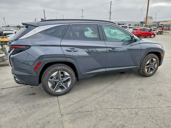 2026 HYUNDAI TUCSON SEL, SEL Plus