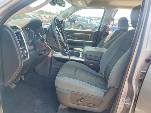 2020 RAM 1500 CLASSIC SLT