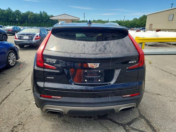 2019 CADILLAC XT4 Premium Luxury
