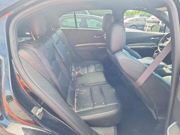 2019 CADILLAC XT4 Premium Luxury