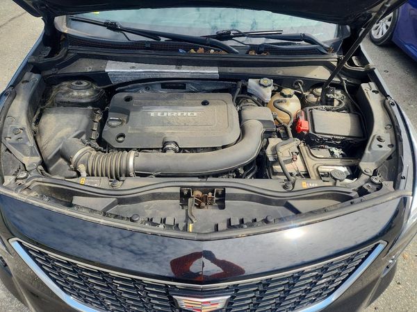 2019 CADILLAC XT4 Premium Luxury