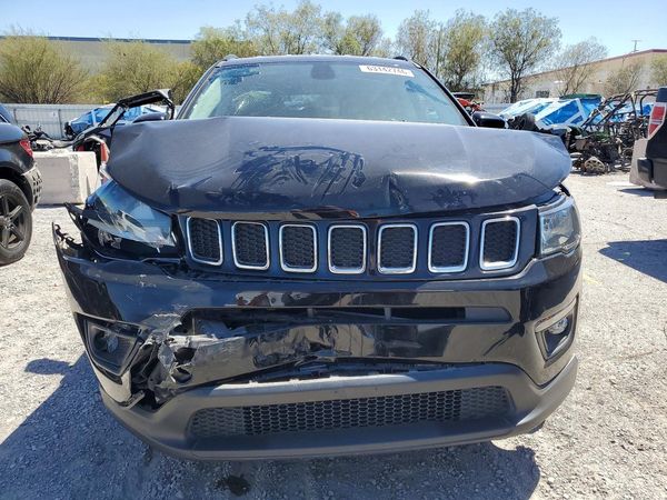 2018 JEEP COMPASS LATITUDE 4X2