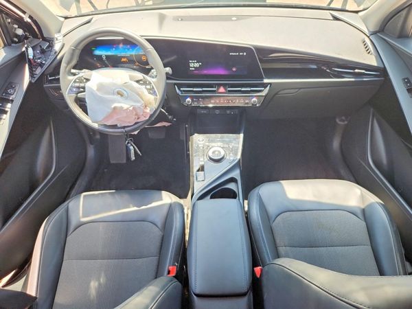 2024 KIA NIRO Wind