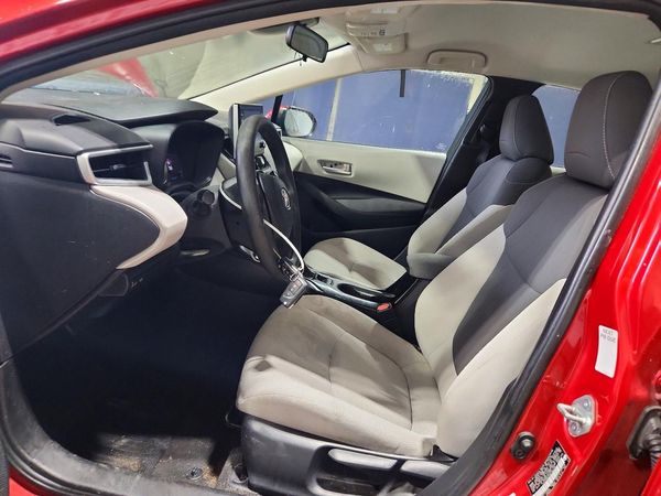 2021 TOYOTA COROLLA LE — DENT
