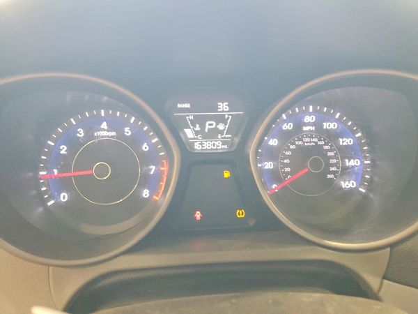 2016 HYUNDAI ELANTRA