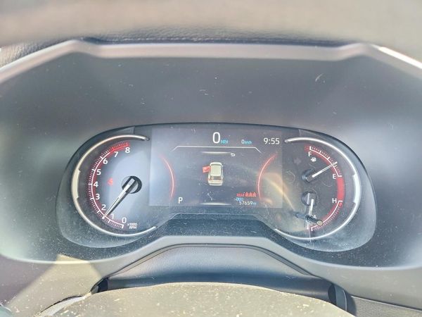 2024 TOYOTA RAV4 LE