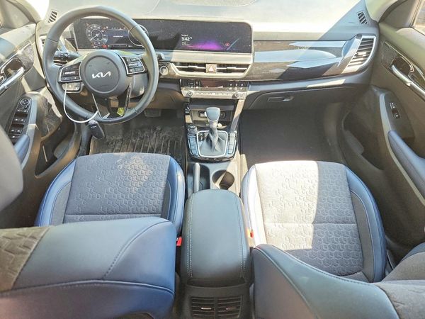 2024 KIA SELTOS S, X-Line