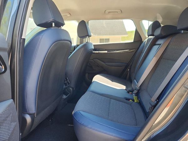 2024 KIA SELTOS S, X-Line
