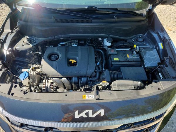 2024 KIA SELTOS S, X-Line