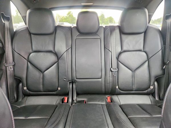 2013 PORSCHE CAYENNE
