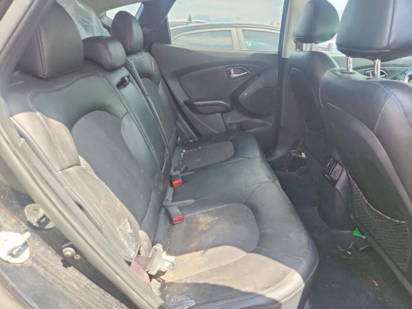 2015 HYUNDAI TUCSON