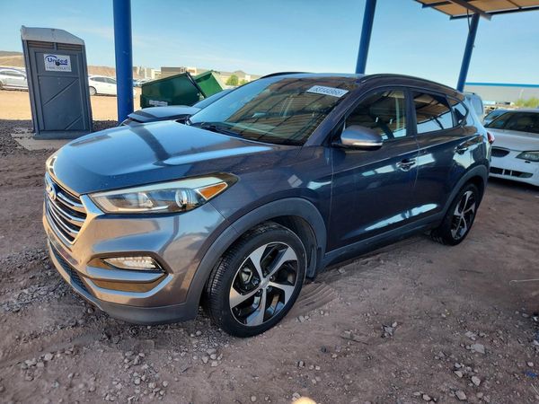 2016 HYUNDAI TUCSON