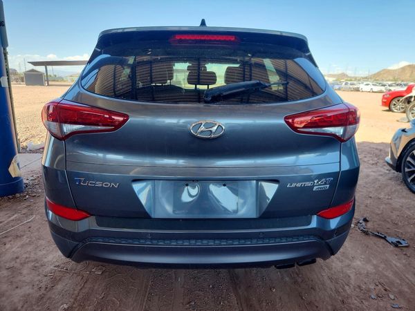 2016 HYUNDAI TUCSON