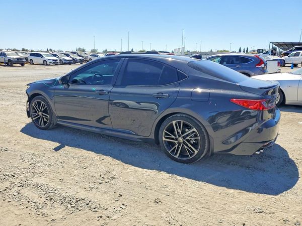 2026 TOYOTA CAMRY