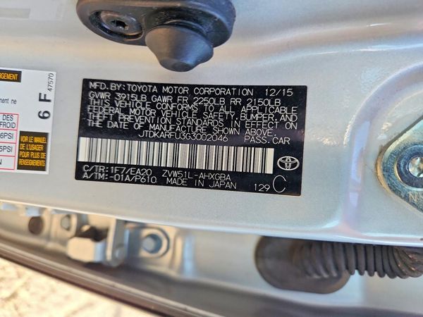 2016 TOYOTA PRIUS — VINS
