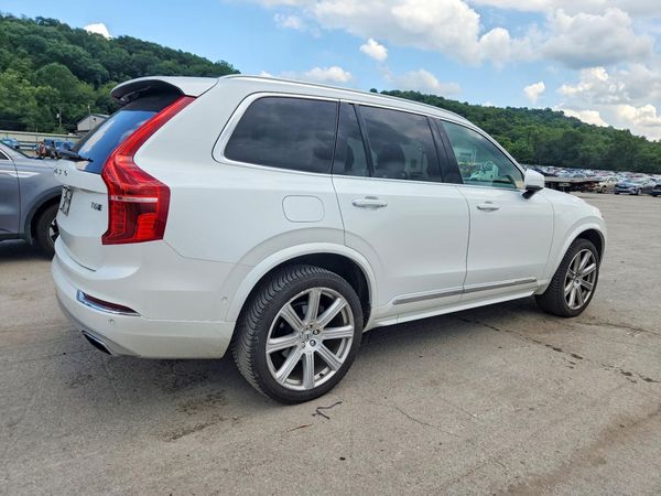 2016 VOLVO XC90