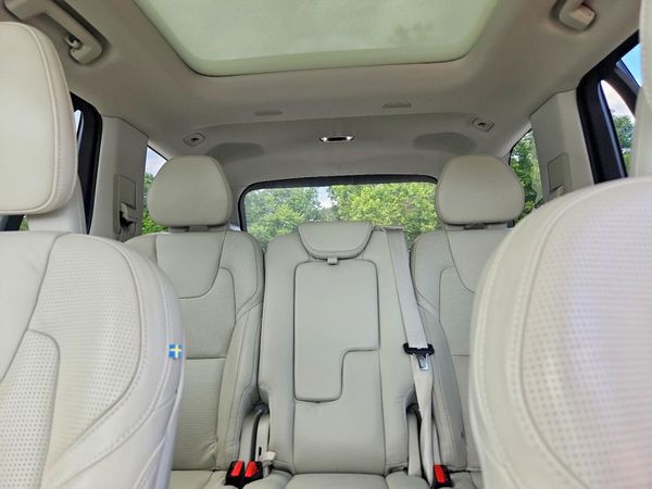 2016 VOLVO XC90