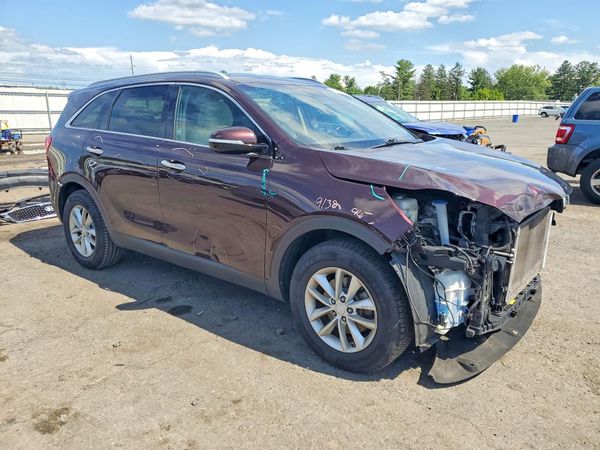 2016 KIA SORENTO L / LX