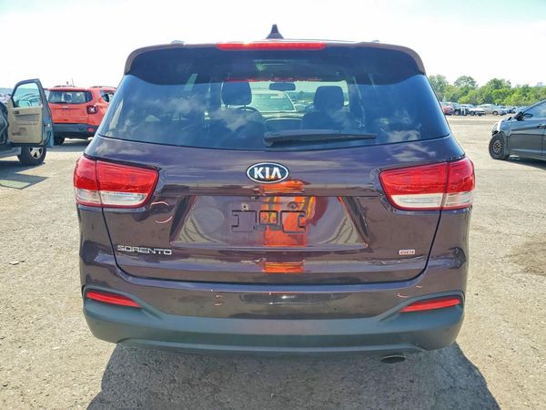 2016 KIA SORENTO L / LX