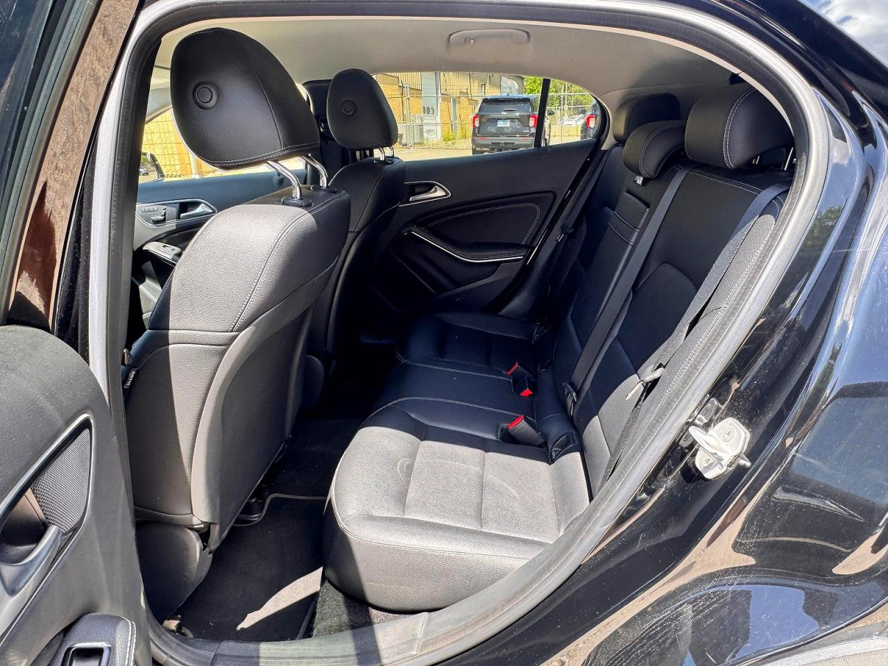 2015 MERCEDES-BENZ GLA GLA250