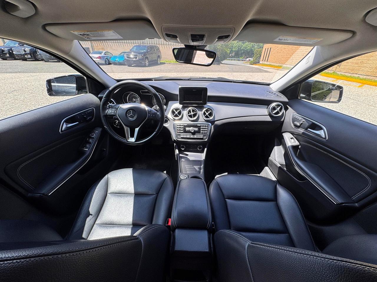 2015 MERCEDES-BENZ GLA GLA250