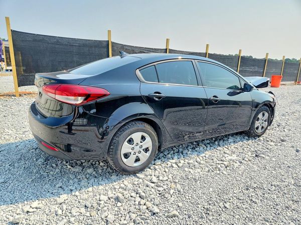 2018 KIA FORTE LX Base
