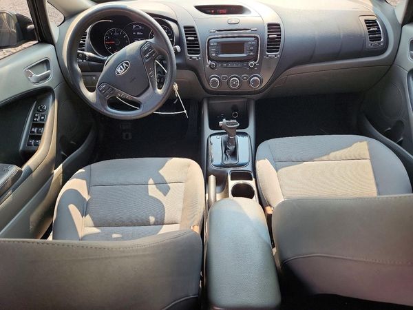 2018 KIA FORTE LX Base