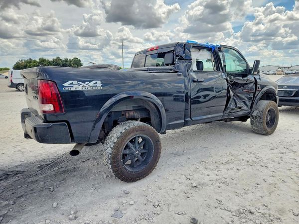 2016 RAM 2500 Laramie