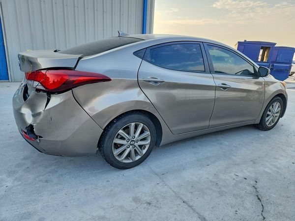 2014 HYUNDAI ELANTRA GLS(Middle)