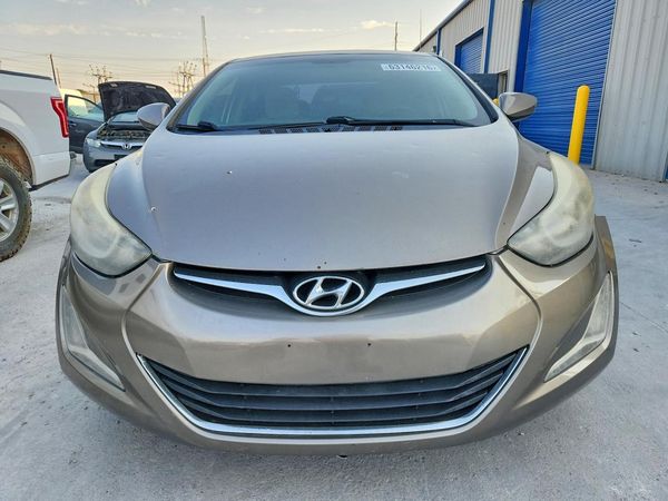 2014 HYUNDAI ELANTRA GLS(Middle)