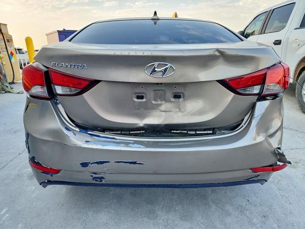 2014 HYUNDAI ELANTRA GLS(Middle)