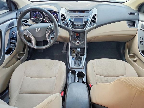2014 HYUNDAI ELANTRA GLS(Middle)