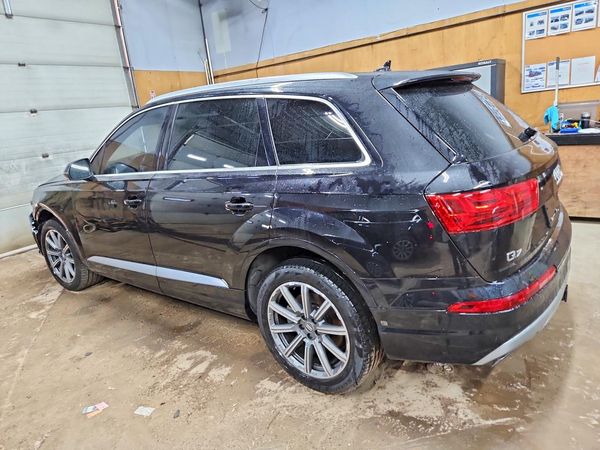 2018 AUDI Q7 quattro Premium Plus
