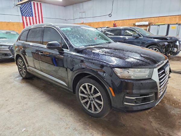 2018 AUDI Q7 quattro Premium Plus