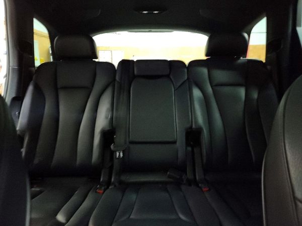 2018 AUDI Q7 quattro Premium Plus