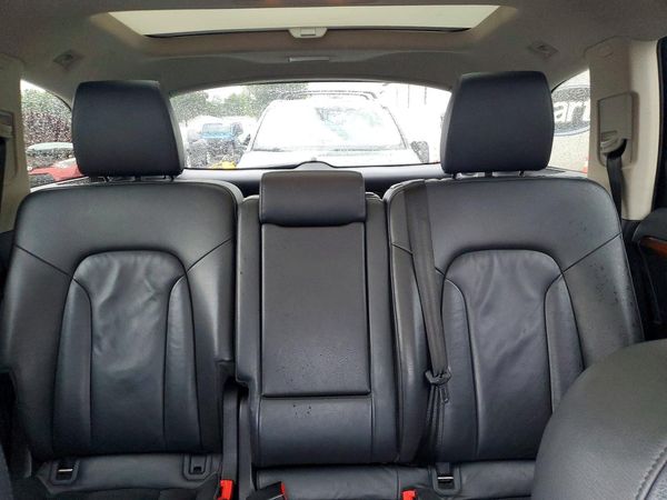 2015 AUDI Q7 Premium Plus