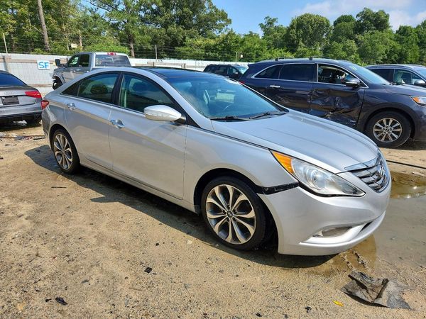 2013 HYUNDAI SONATA