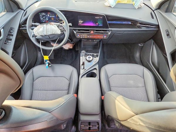 2025 KIA NIRO