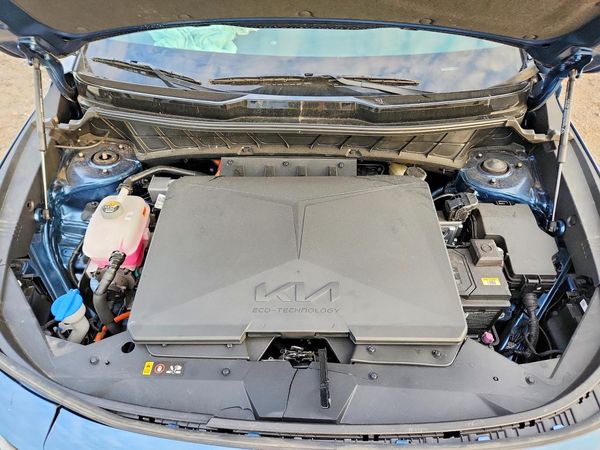 2025 KIA NIRO