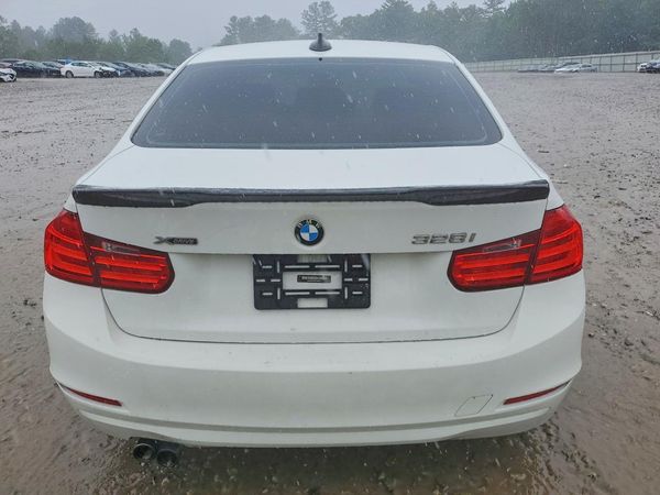 2015 BMW 328