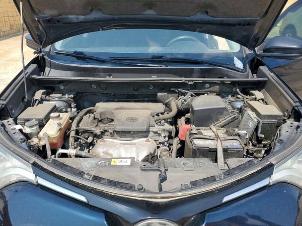 2018 TOYOTA RAV4 LE