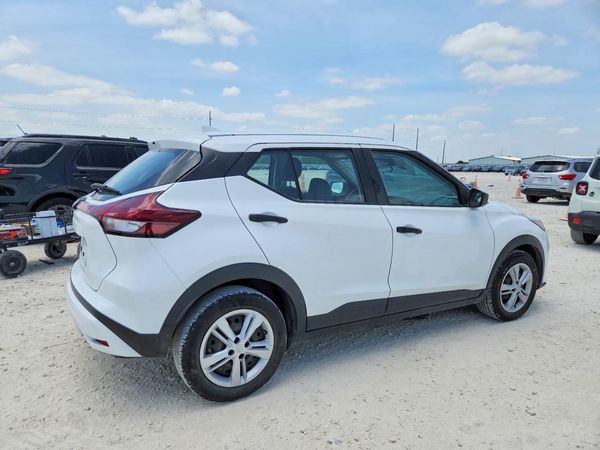 2023 NISSAN KICKS S