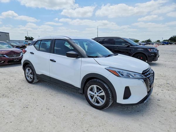 2023 NISSAN KICKS S