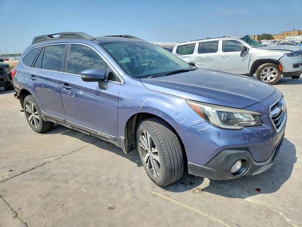 2018 SUBARU OUTBACK Limited+M/R