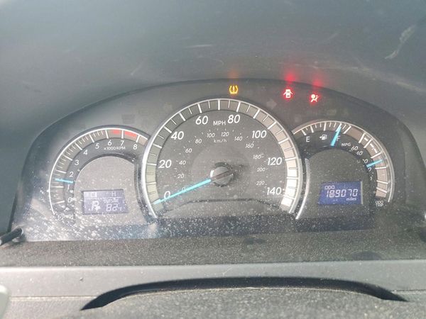 2012 TOYOTA CAMRY