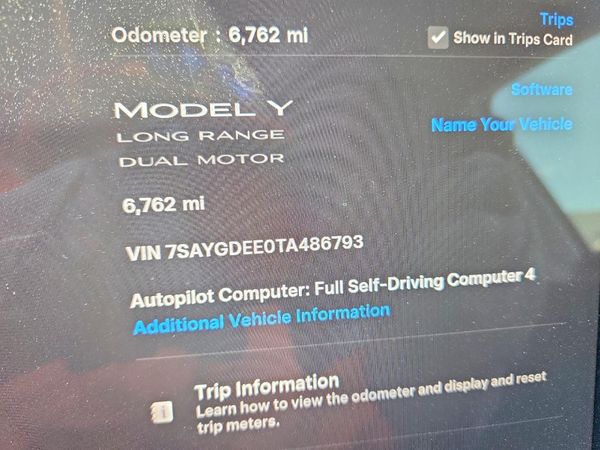 2026 TESLA MODEL Y