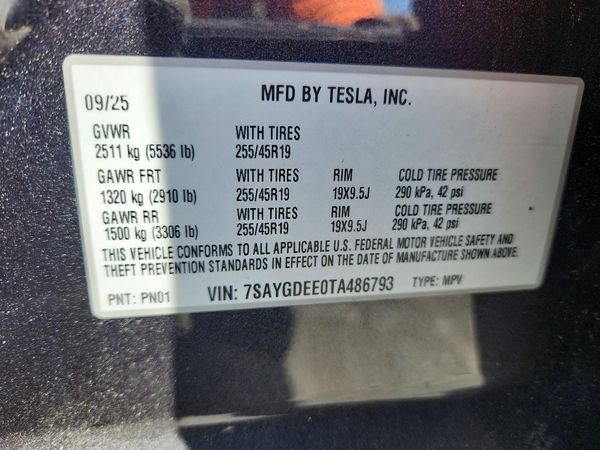 2026 TESLA MODEL Y