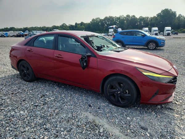2021 HYUNDAI ELANTRA