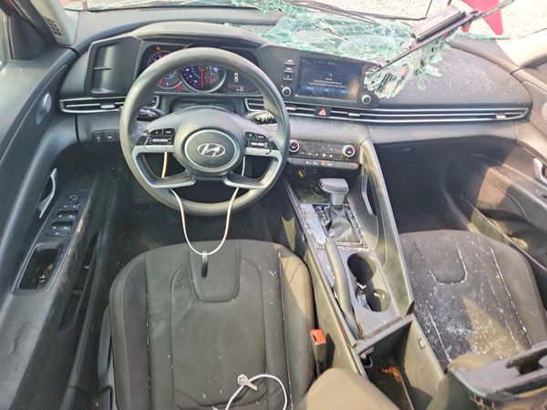 2021 HYUNDAI ELANTRA