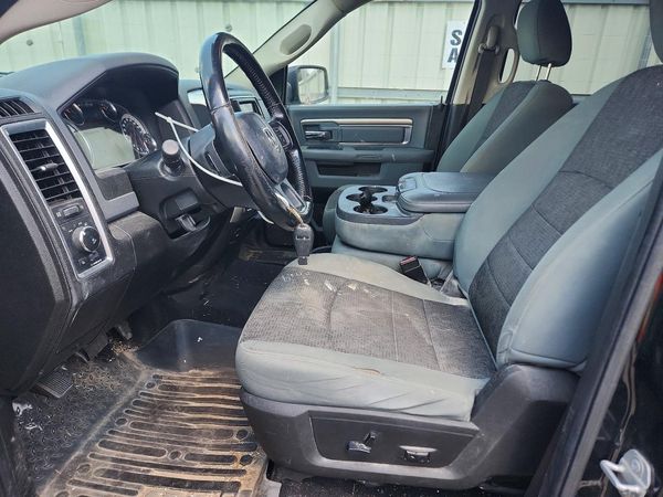 2019 RAM 1500 CLASSIC SLT
